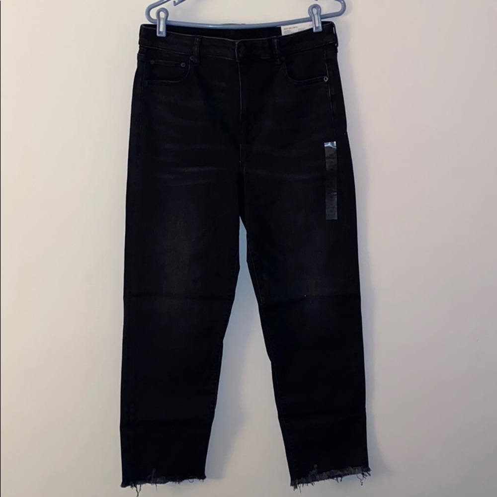 Black mom jeans